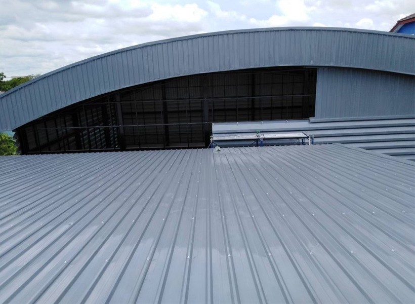 ช่างติดตั้งหลังคาเมทัลชีท อู่ซ่อมรถรามอินทรา เขตรามอินทรา กรุงเทพมหานคร