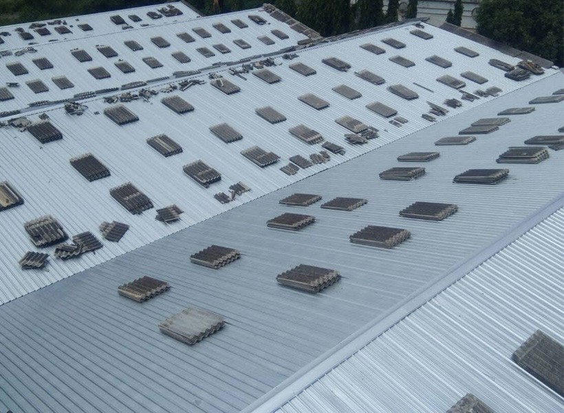 เปลี่ยนหลังคาเมทัลชีท อาคารโรงงาน อำเภอเมือง นครราชสีมา