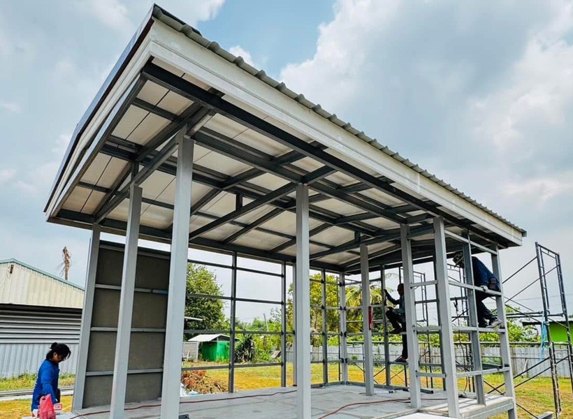 รับเหมาโครงหลังคาเหล็ก บ้านน็อกดาวน์ ลาดหลุมแก้ว ปทุมธานี